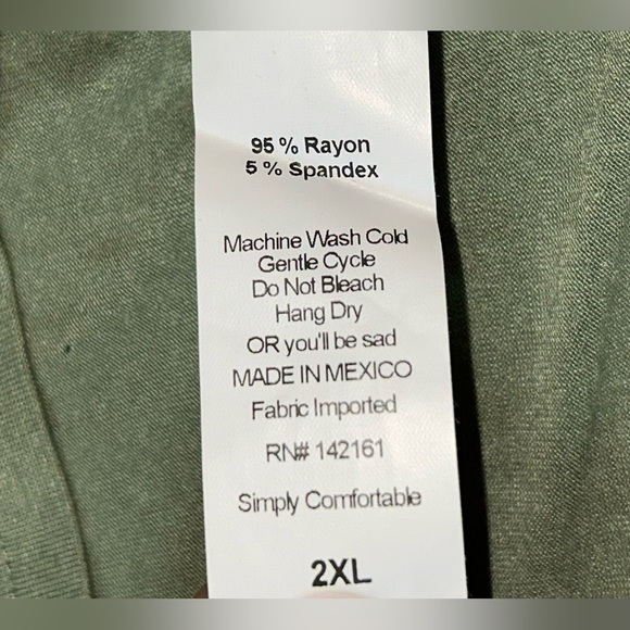 NWT LuLaRoe Size 2X Olive Green Irma Short Sleeve Lightweight T Shirt - Picture 7 of 8